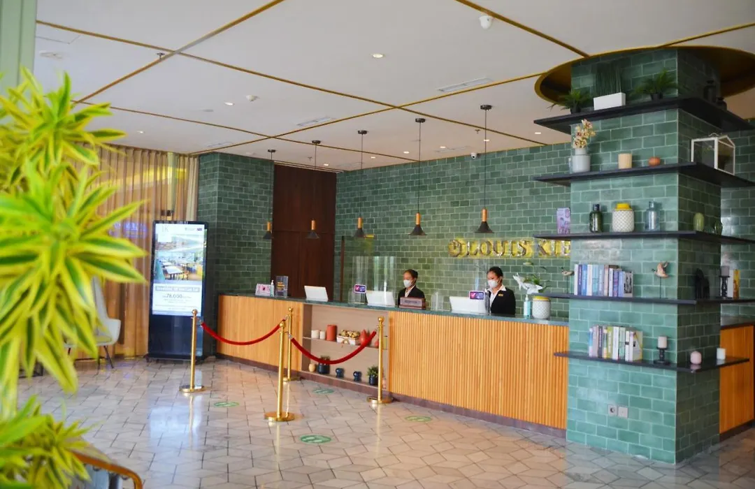 Louis Kienne Hotel Pemuda-1